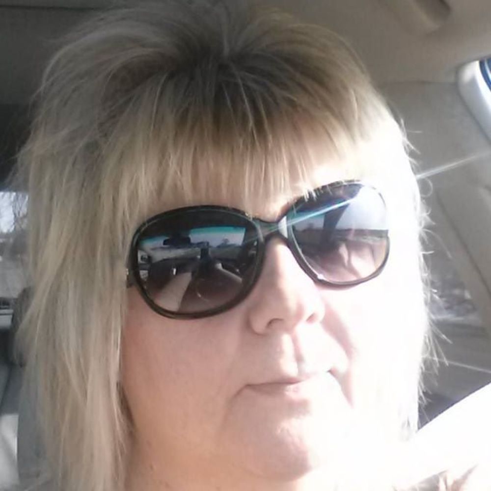 Meet your Posher, Dawnette